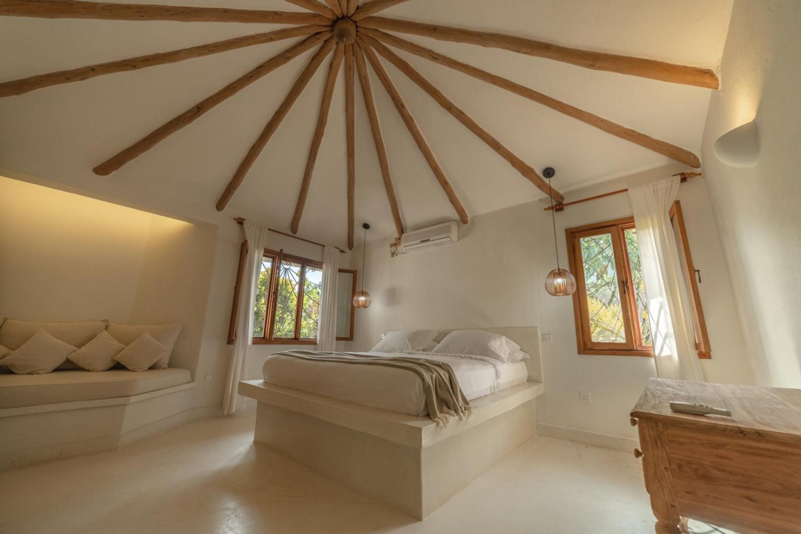 Bamboo House B&B マリンディ エクステリア 写真